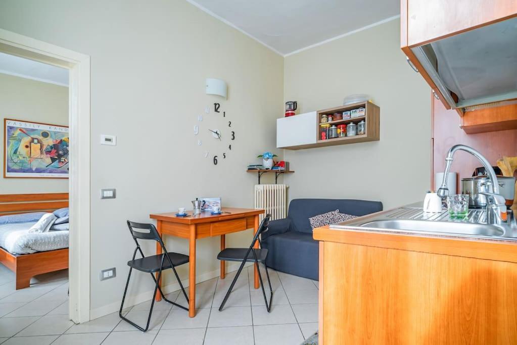 River Apartment - Affitti Brevi Italia Lecco Exterior foto